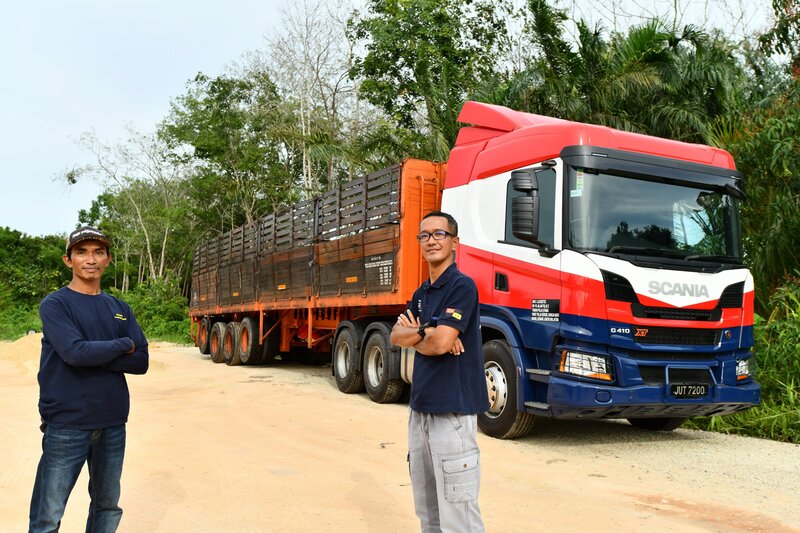 Scania Delivered the First New Truck Generation XT to MFJ Logistics in Johor